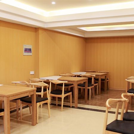 Greentree Inn Guizhou Guiyang Xiaoshizi Business Hotel Guiyang (Guizhou) Bagian luar foto
