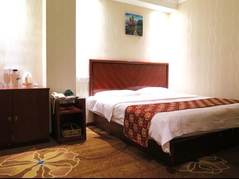 Greentree Inn Guizhou Guiyang Xiaoshizi Business Hotel Guiyang (Guizhou) Bagian luar foto
