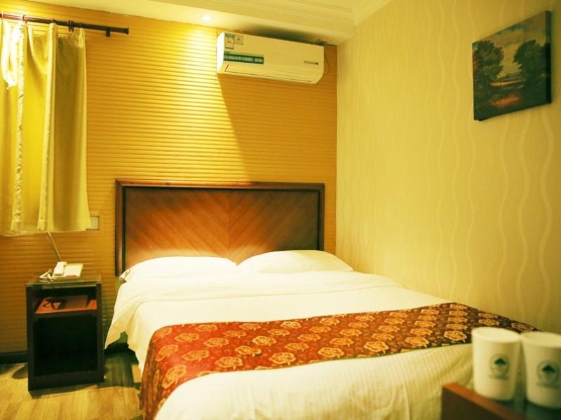 Greentree Inn Guizhou Guiyang Xiaoshizi Business Hotel Guiyang (Guizhou) Bagian luar foto