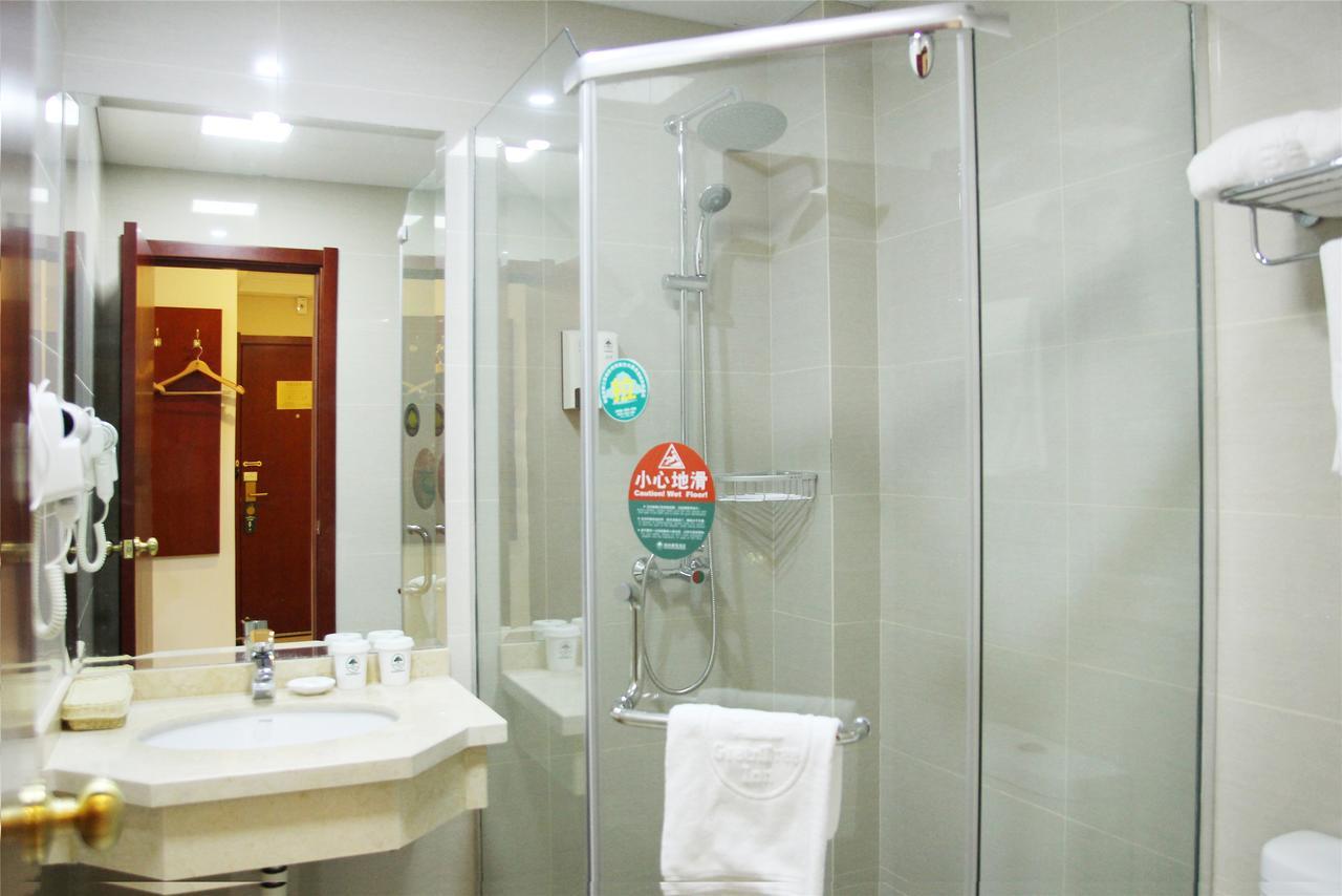Greentree Inn Guizhou Guiyang Xiaoshizi Business Hotel Guiyang (Guizhou) Bagian luar foto