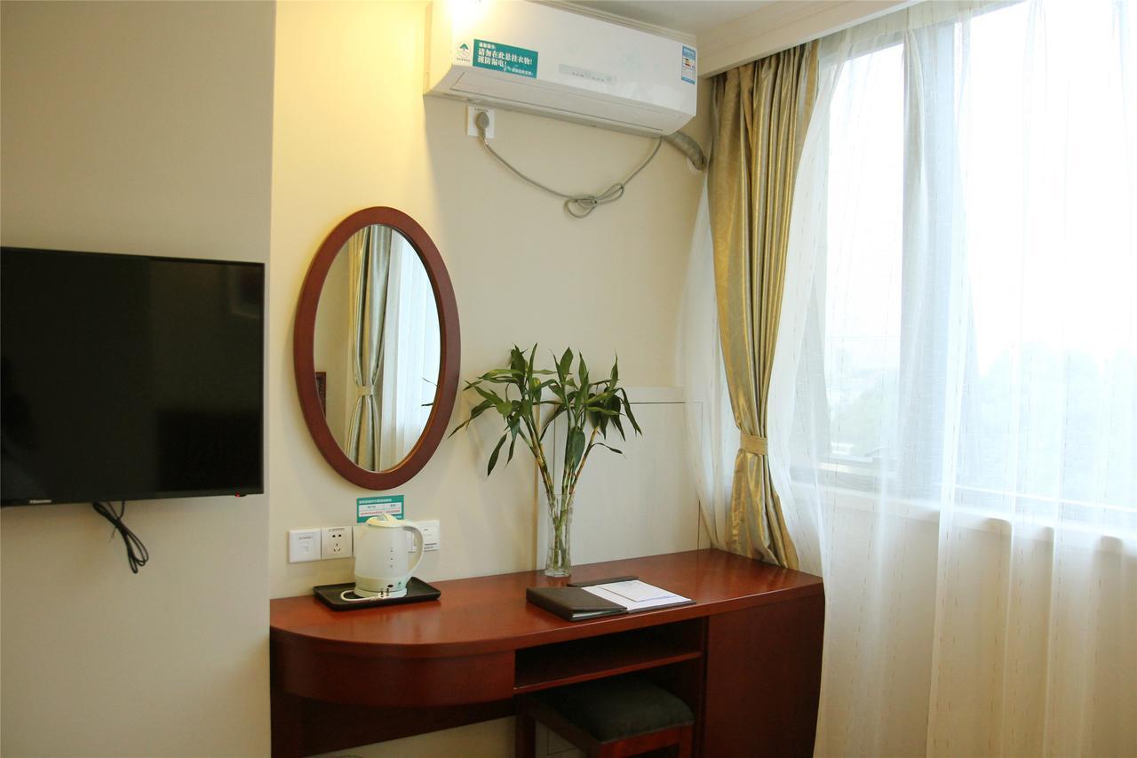 Greentree Inn Guizhou Guiyang Xiaoshizi Business Hotel Guiyang (Guizhou) Bagian luar foto